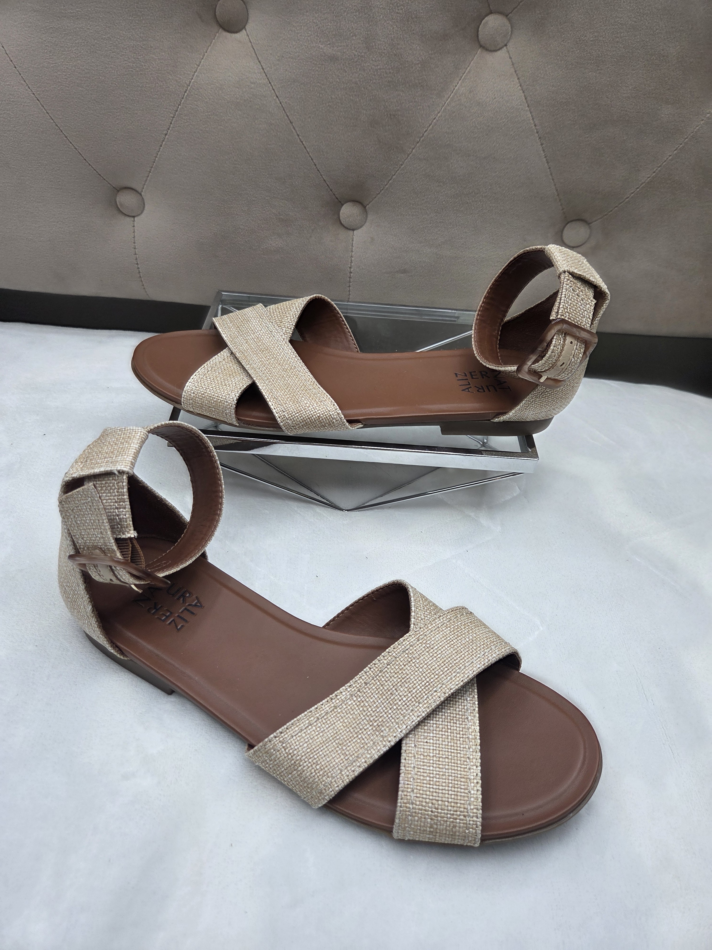 Naturalizer Raffia Criss Cross Ankle Strap Flat Sandals Beige Women's 11w Wide